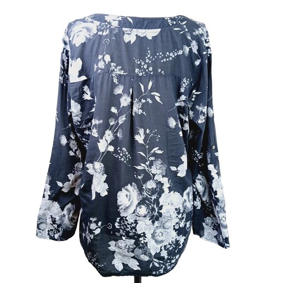 Soft Surroundings SZ 1X 100% Cotton Gray Floral 1/2 Button Front Tab Sleeve Top - Picture 5 of 8